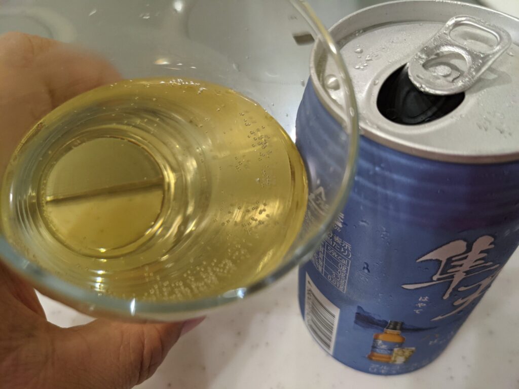 隼天（はやて）ハイボールを飲み始めている